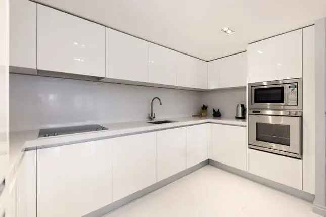 Flat for sale in Vincent Square, Westminster, London SW1P