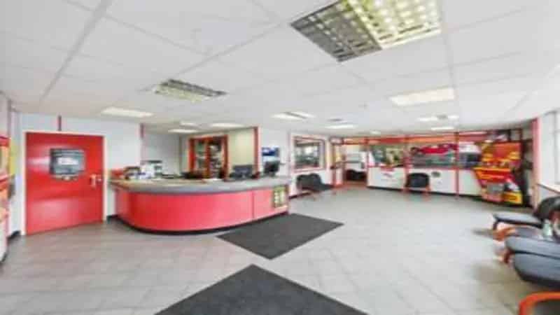 Single Storey Workshop with Office Space Greenock