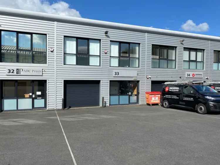1951 Sqft Industrial Unit with Mezzanine Office and Parking