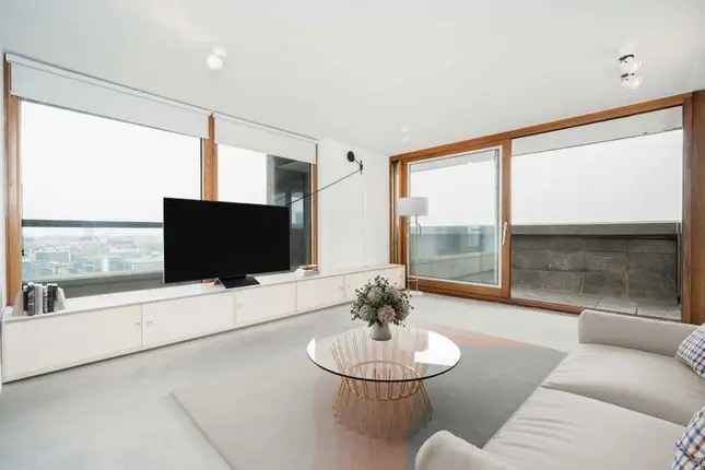 Flat for sale in Barbican, Lauderdale Tower, Barbican EC2Y