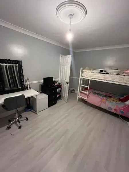 House For Rent in Southend-on-Sea, England