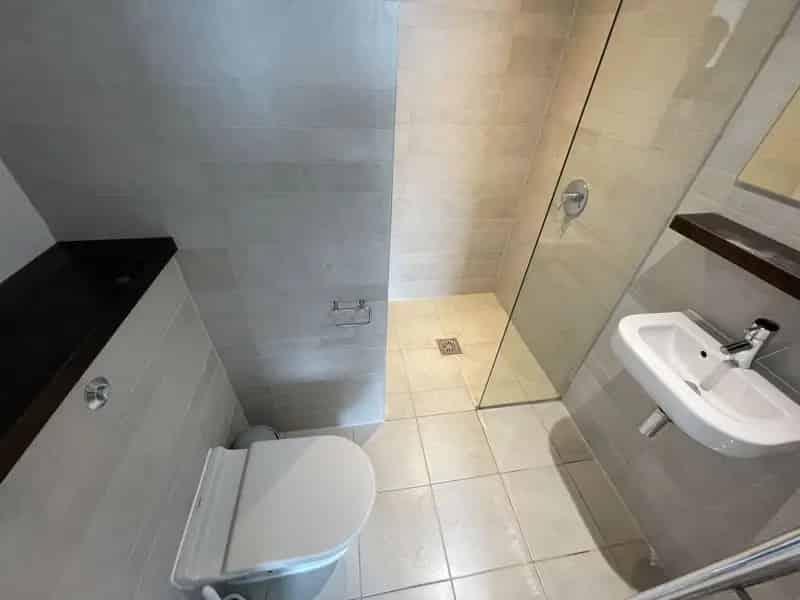 2 Bedroom Apartment West Tower High Spec Finish