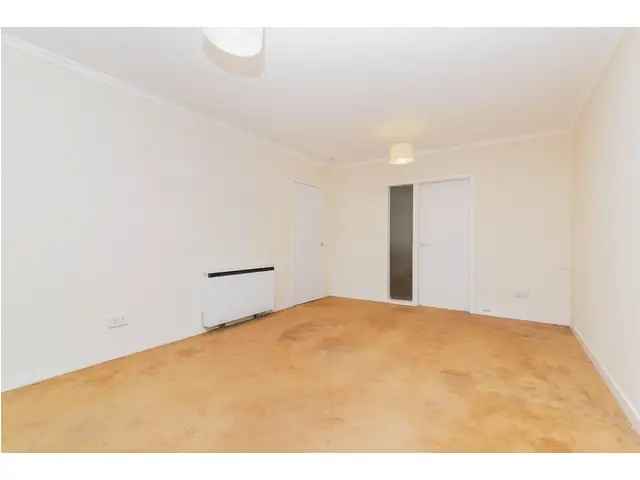 2 Bedroom Flat for Sale Pollokshaws Cash Offers Only