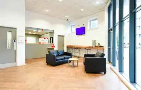 99m² En-Suite Student Room Aberdeen City Centre 3-24 Month Rental