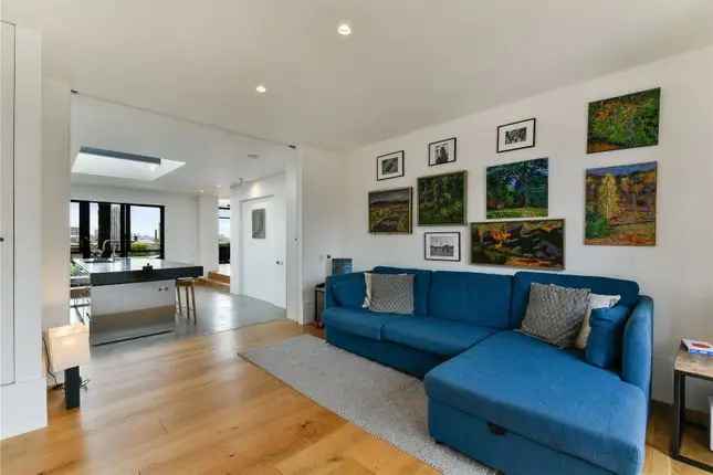 Flat for sale in Wapping High Street, London E1W