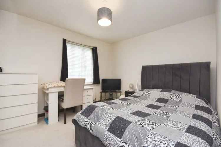 Great Baddow Apartment - 2 Bed, Open Plan Living