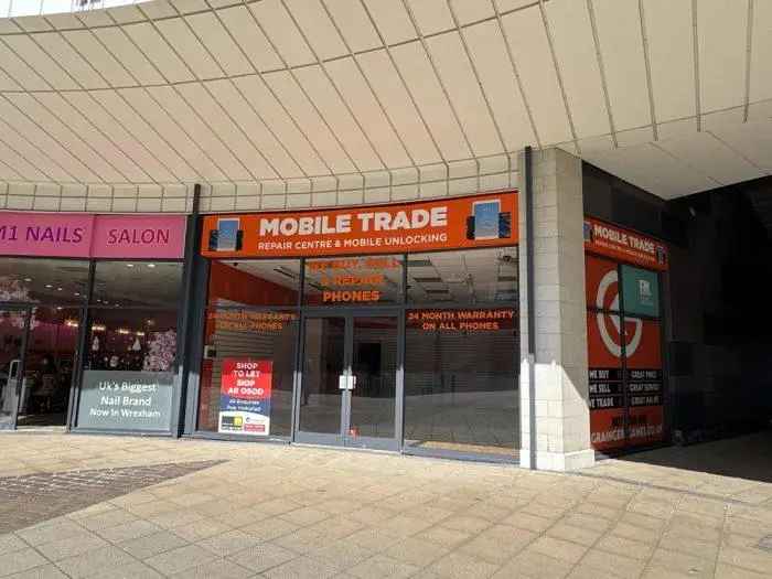 North Wales Shopping Center Retail and Leisure Space