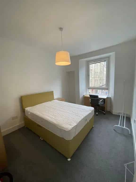3 Bedroom Furnished HMO Flat to Rent in Edinburgh