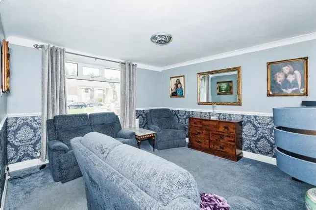 Four Bedroom Flat for Sale in Marylebone W1H