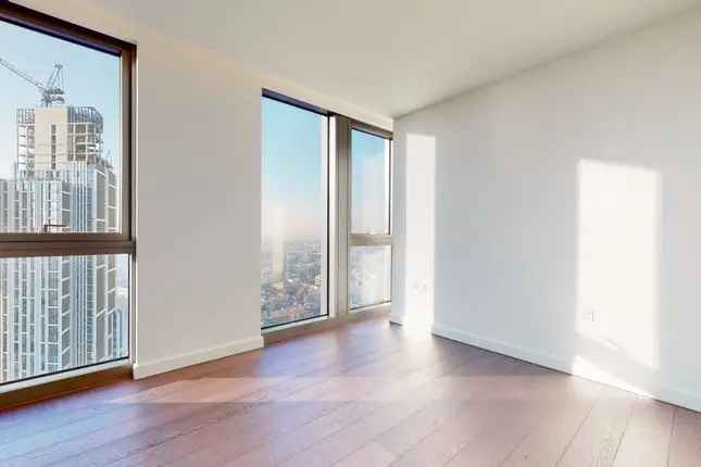 Flat for sale in Parry St, London SW8