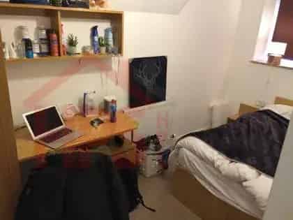 4 Bedroom En-Suite Luxury Flat Near Leeds University