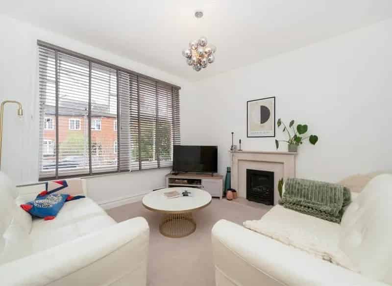 2 Bed Edwardian Maisonette Crouch End Muswell Hill Refurbished Garden