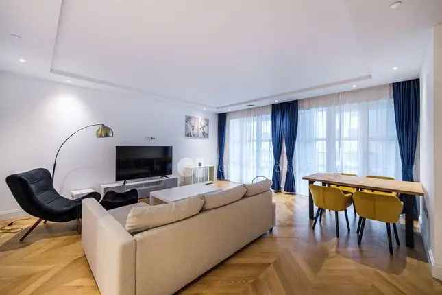 Flat for sale in Millbank, Westminster, London SW1P