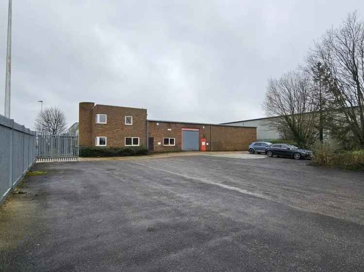 Industrial Unit For Lease: High Eaves, Secure Yard, Office Space