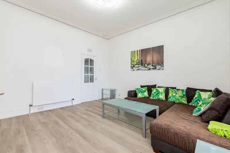 One Bedroom City Centre Apartment - Ideal First Time Buy