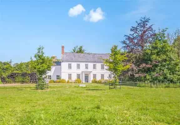 Georgian House Renovation 17.5 Acres Luxurious Country Lifestyle