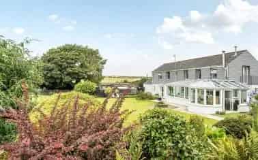 Beautiful Barn Conversion with Annexe and Home Office Near Padstow