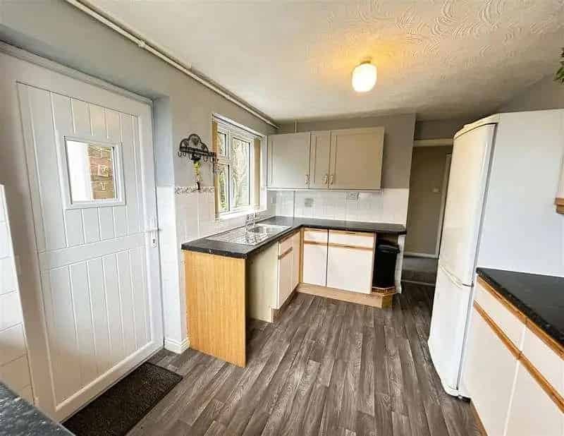 2 Bed Flat for Sale near Belper