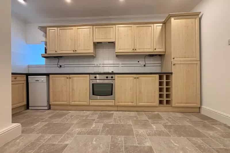 Two Bedroom Apartment Clifton Zero Deposit Available