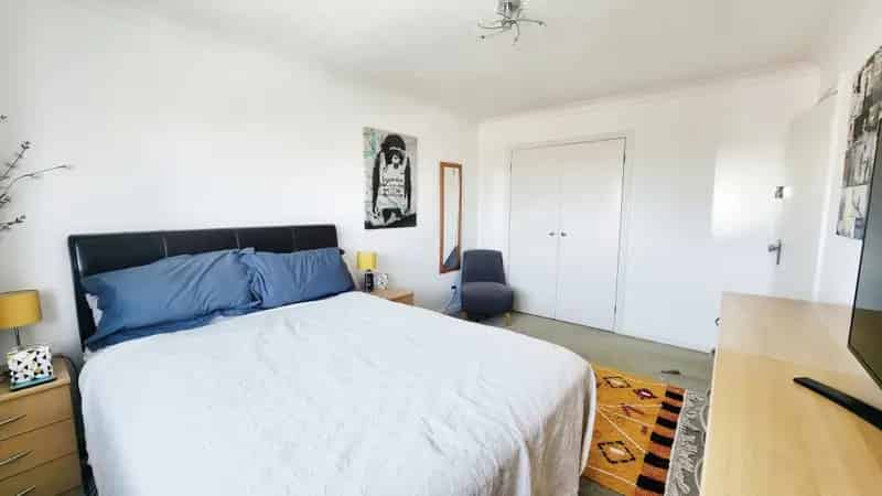 2 Bedroom Apartment to Rent - No Deposit - 6 Month Let