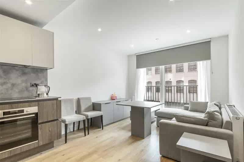 1 Bedroom Apartment for Sale Snowhill Wharf
