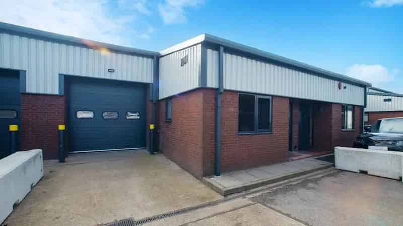 Modern Industrial Warehouse Units Hayes