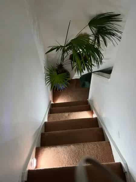 Large Two Bed Maisonette with Private Parking and New Bathroom