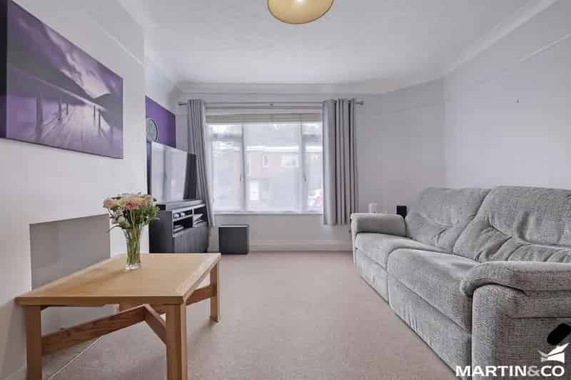 3 Bedroom Ground Floor Maisonette For Sale in Chelmsford