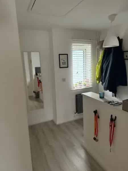 Lovely Flat with Loft Conversion Recently Decorated