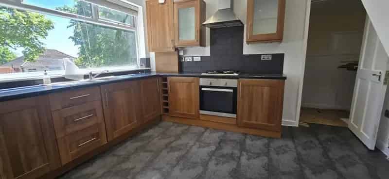 2 Bedroom Terraced House Birmingham - Company Let Only