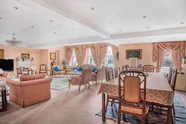 Flat for sale in Lancaster Gate, London W2