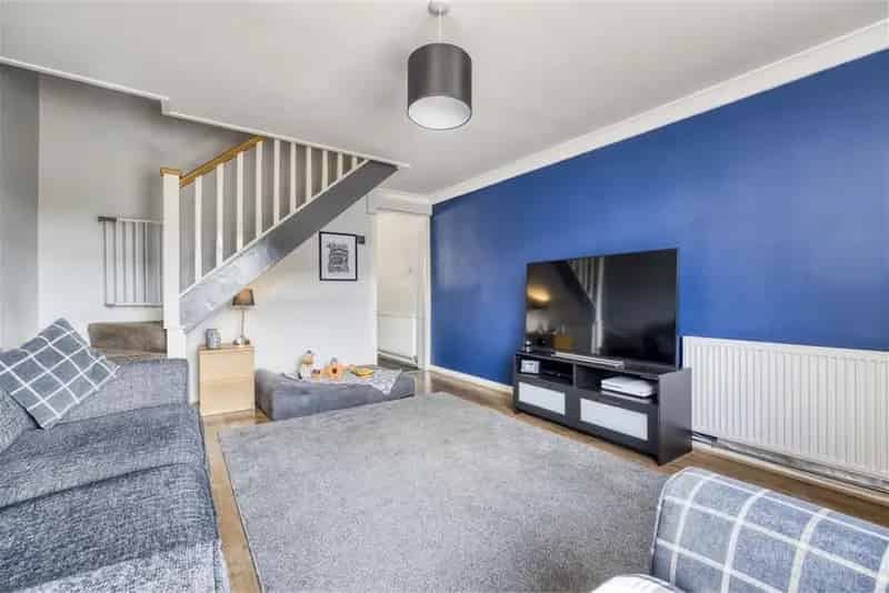 2 Bed House Terraced with 1 Reception Room Penicuik
