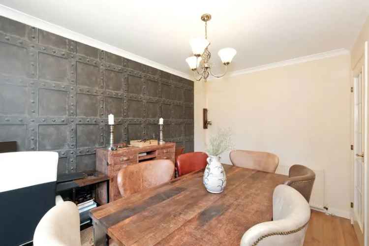 Four Bedroom Detached House Westhill