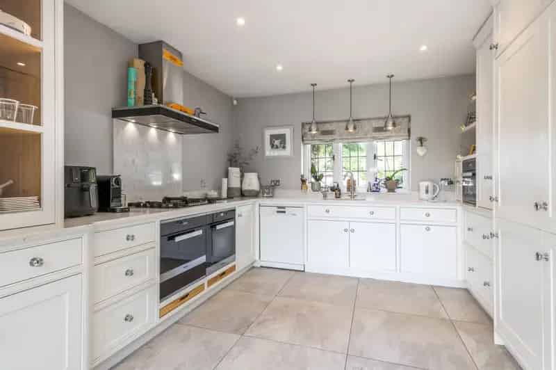 4 Bedroom Semi-Detached House for Sale in Penn