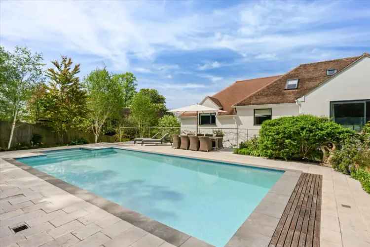 5 Bedroom Detached House for Sale in Cheltenham