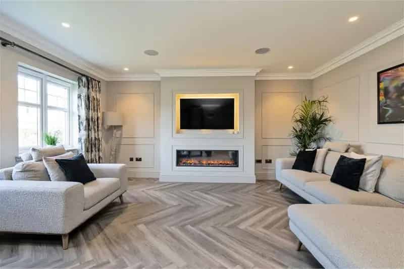 5 Bed Detached House Colinton Modern Fixtures Fittings Gardens Garage