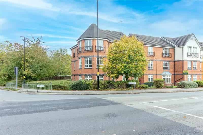 2 bedroom apartment for sale