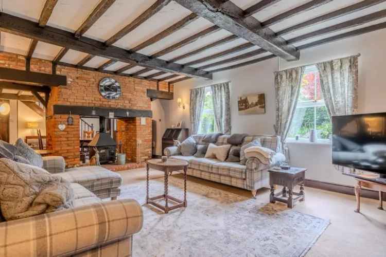 4 Bedroom Thatched Cottage for Sale Toft Monks