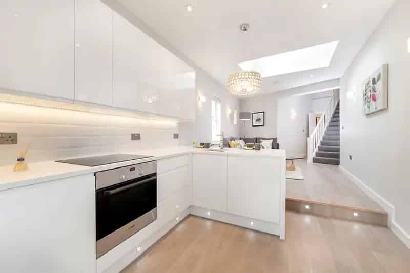 3 Bedroom Flat To Let - West Hampstead