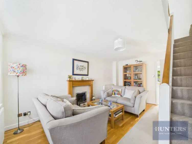 2 Bedroom House For Sale Extended Kitchen 2 Parking Immaculate