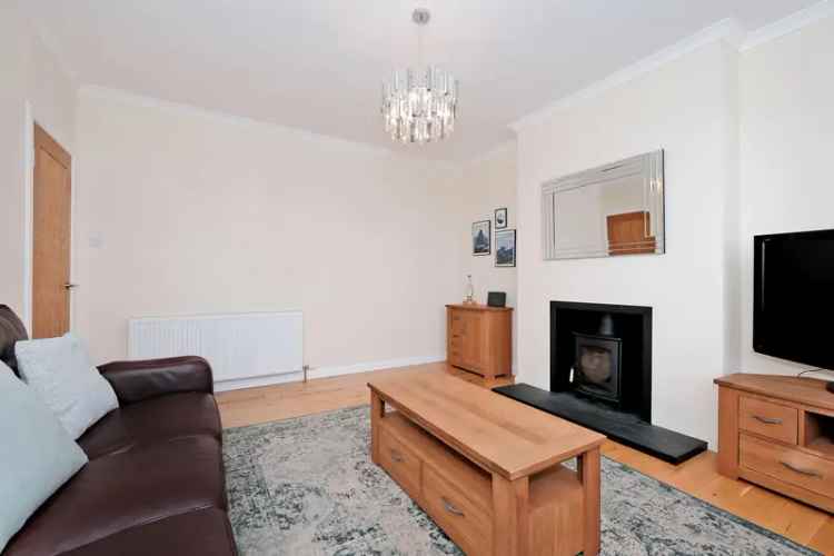 Semi Detached 2 3 Bedroom House Aberdeen Single Garage