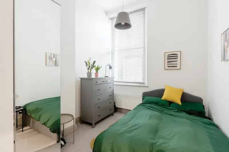 1 Bedroom Flat for Sale in Bishopston Loft House Development