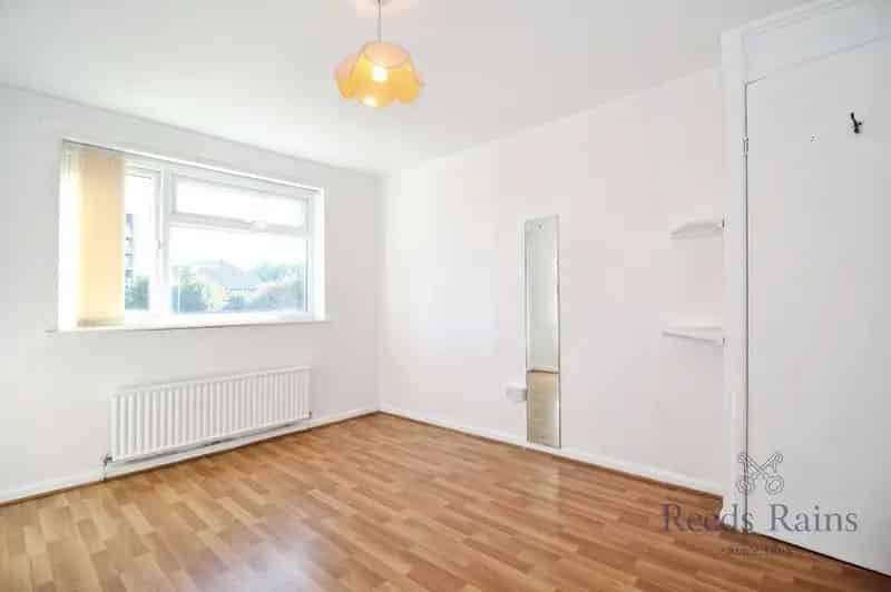 4 bedroom Mid Terrace House for sale, Liverpool, Merseyside, L1