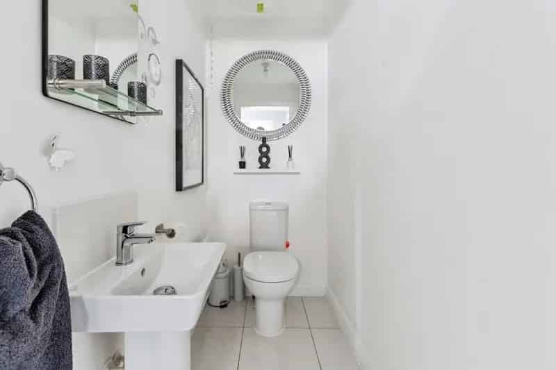 Five Bedroom Detached House For Sale