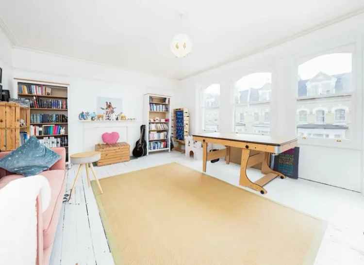  For Sale in 16-22, Gunterstone Road, London, England