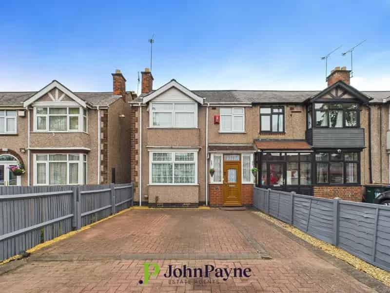 3 Bedroom End of Terrace House for Sale