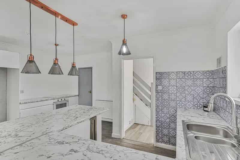 3 Bedroom Detached House for Sale in Bournemouth