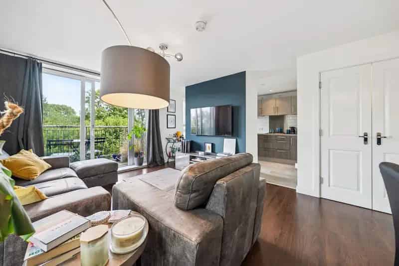 Luxury 2-Bedroom Apartment in Glasgow's Oatlands