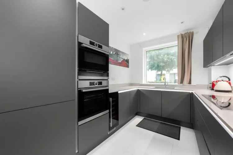 4 Bedroom Townhouse Greenwich Millennium Village