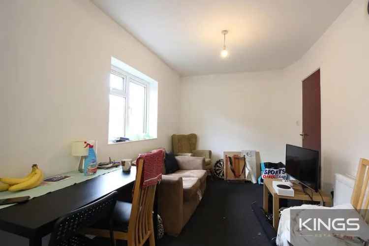 3 bedroom flat to rent